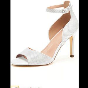 NIB/NWOT Women's Ankle Strap Stiletto Heels